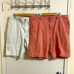 BUNDLE! Tommy Bahama Men’s Chino Shorts size 38